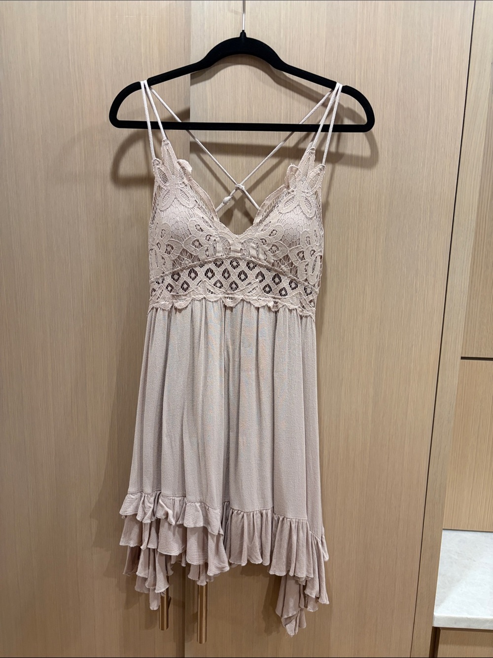 LA MIEL Blush Lace-Trim Crisscross Spaghetti Strap Mini Dress